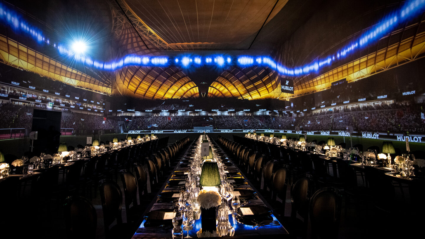 Frameless summer event